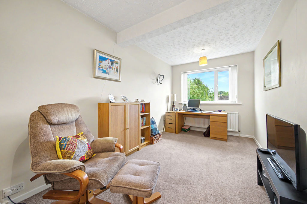 Thornbridge Crescent